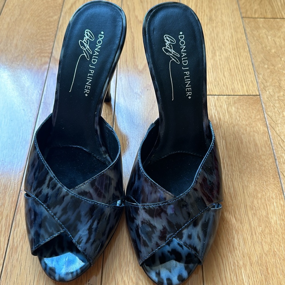Donald J Pliner | High Heels Sandals